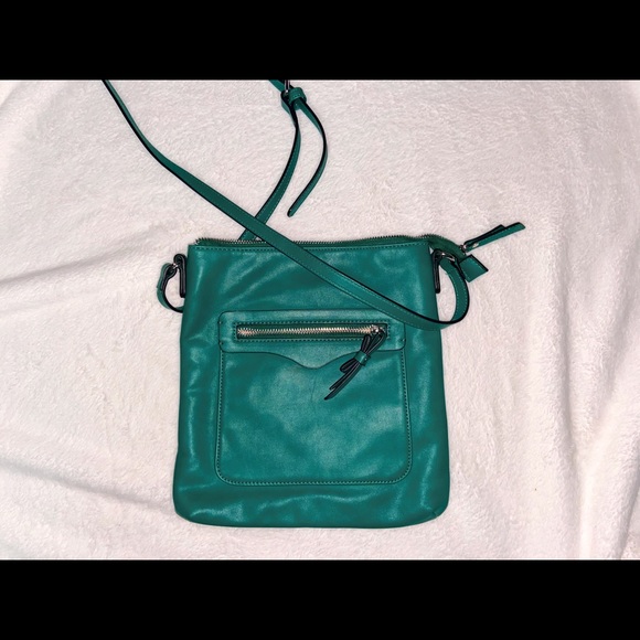 Green Bag - Picture 1 of 2